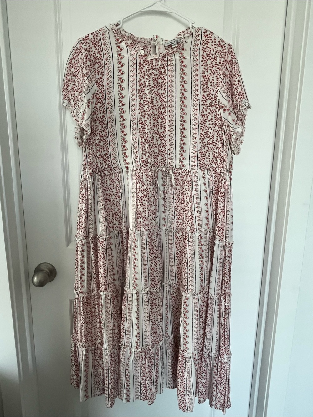 Tiered Floral Midi Dress in Cream and Rust